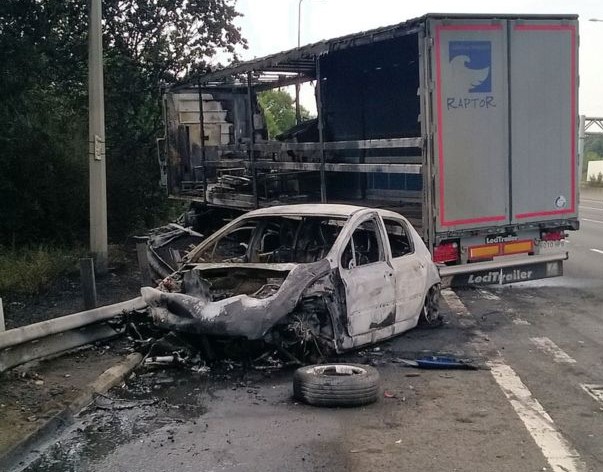 'Selfless heroes' pull two people 'on fire' from burning car on M1 