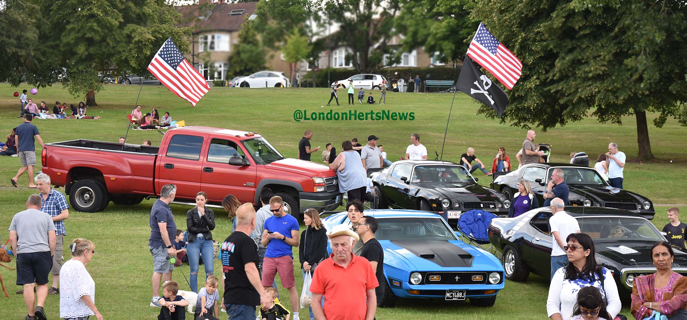 Cars in barnet Park 2019, London's biggest Barnet car show Photos and Video