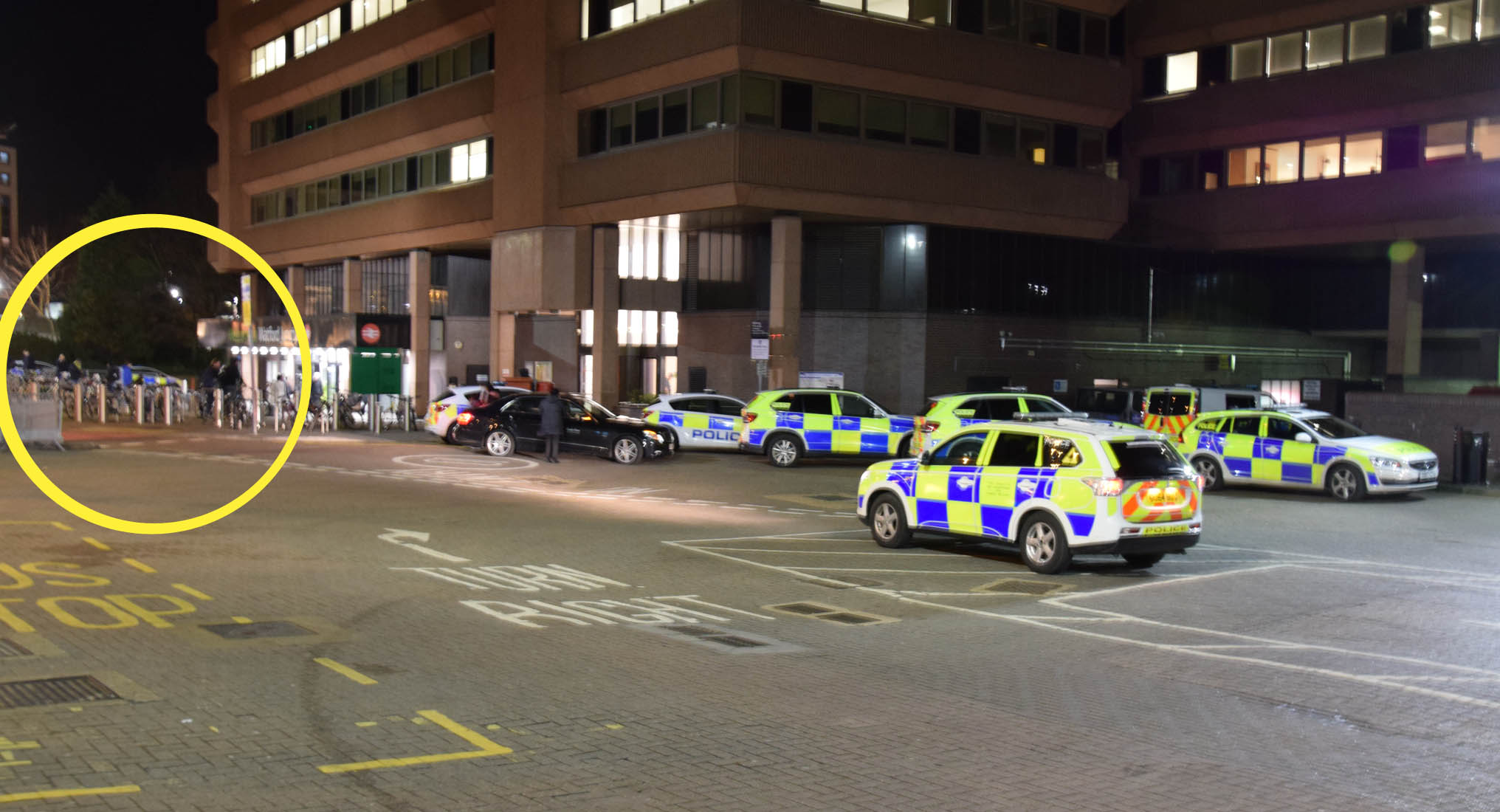 Armed Police Officers swoop Watford junction Train Station for Suspect