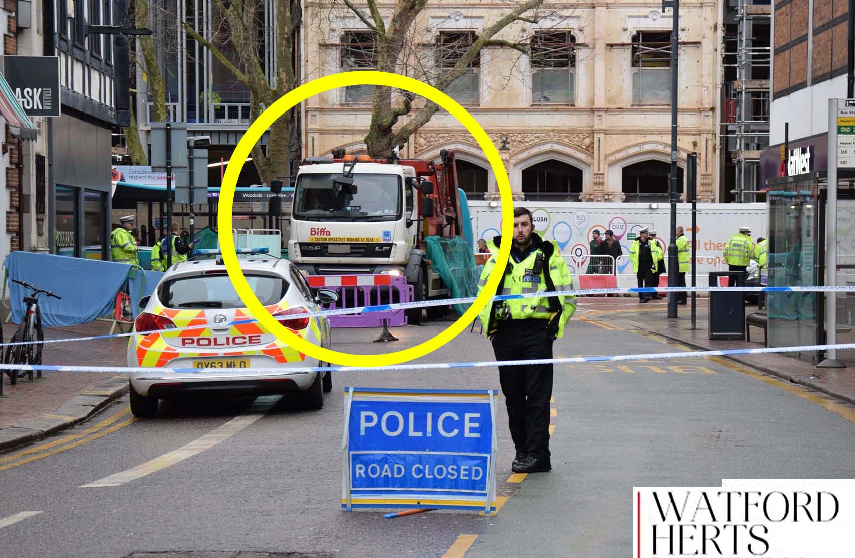 Police Cordon Off Watford High Street after Lorry Runs over Pedestian