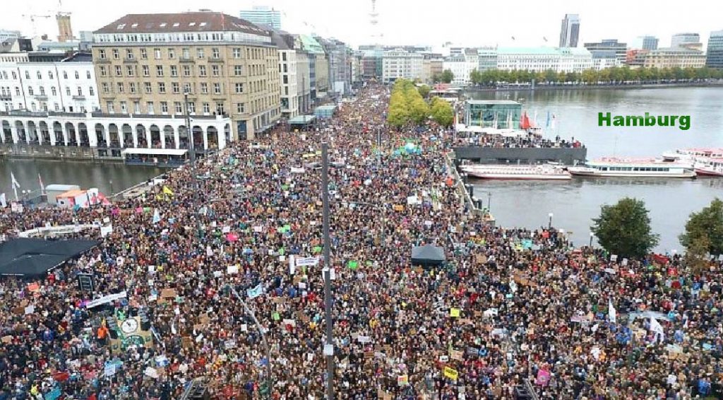 Over 50’000 in #Hamburg according to early reports